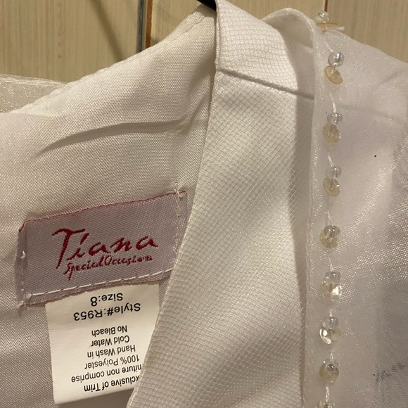 Girls White Dress/1st Communion Dress w/ sheer light jacket - Picture 6 of 6